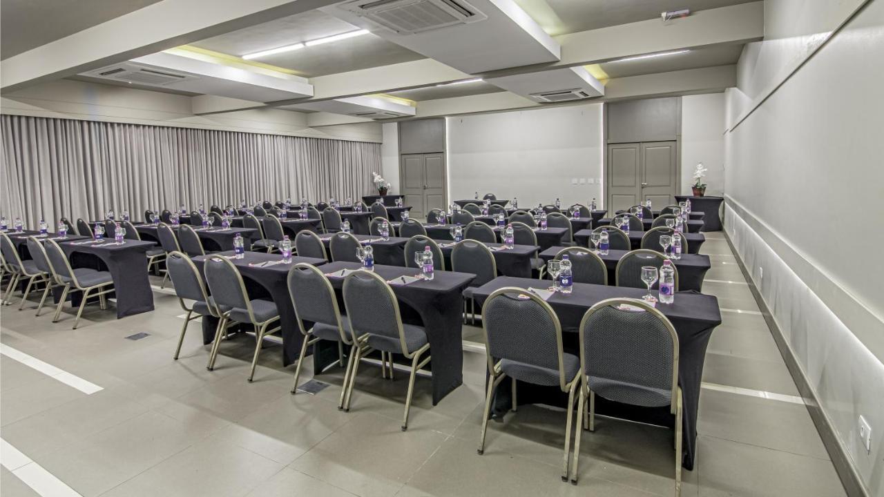 קסקוול Hotel Deville Express Cascavel מראה חיצוני תמונה